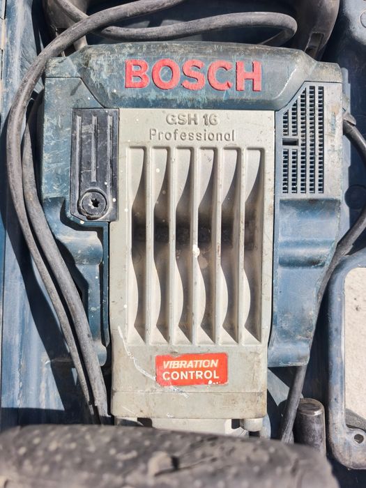 Продам отбойник Bosch