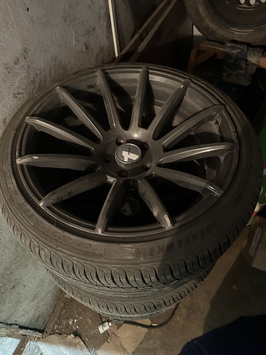 Advan / 1avid диски 235/40ZR18
