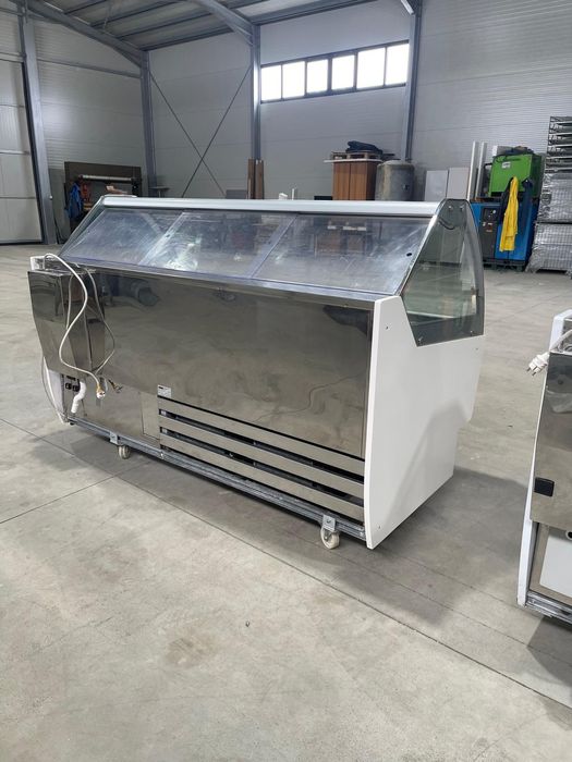 Vitrina frigorifica inghetata 24 gusturi