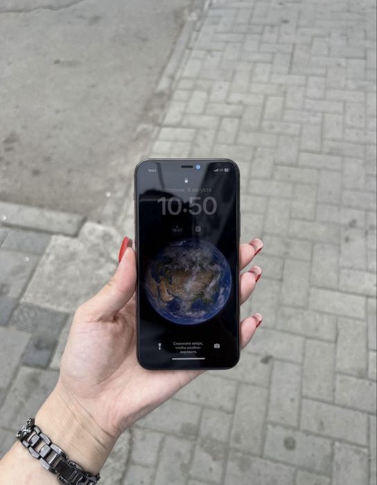 Продам iPhone 11 pro