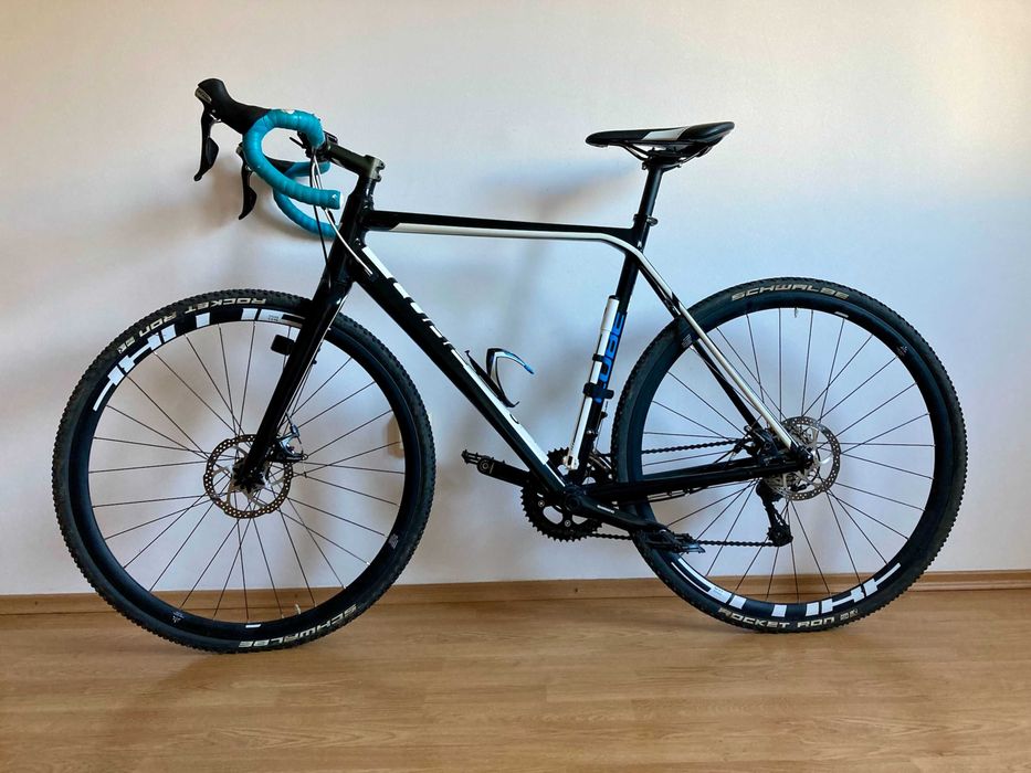 Bicicleta: CUBE Cross Race 2017 / 56cm
