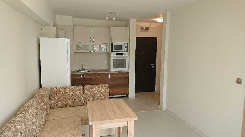 Двустаен имот в Младост 4