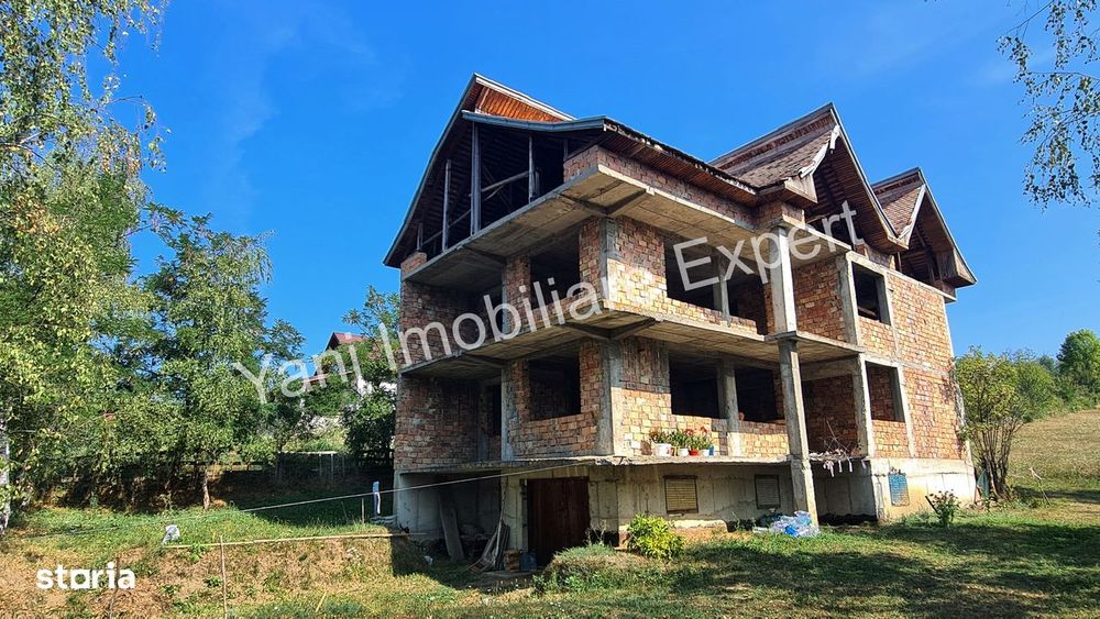 Casă de vânzare în comuna Valea Danului, Județ Argeș.