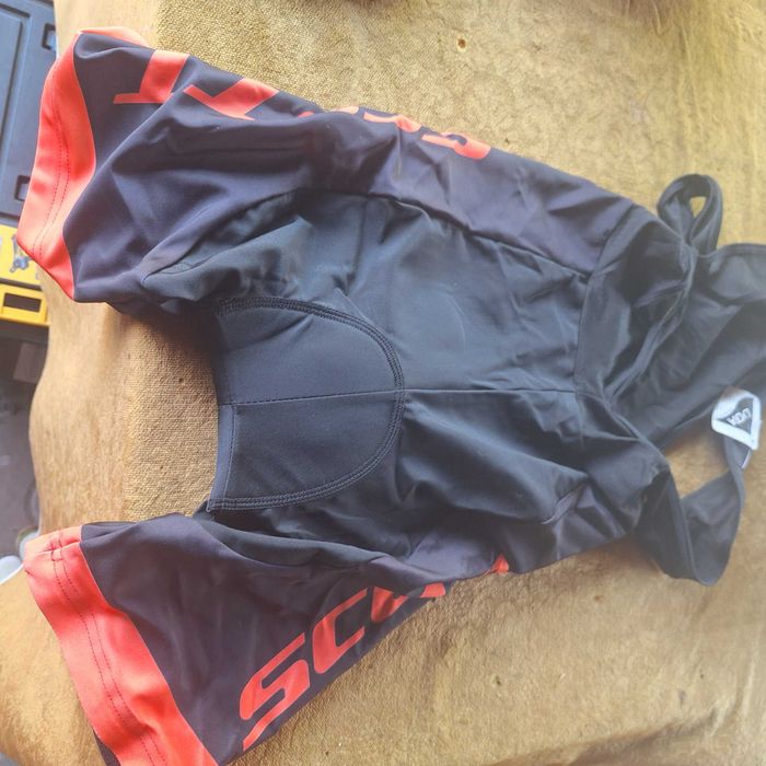 Pantaloni scurti scott