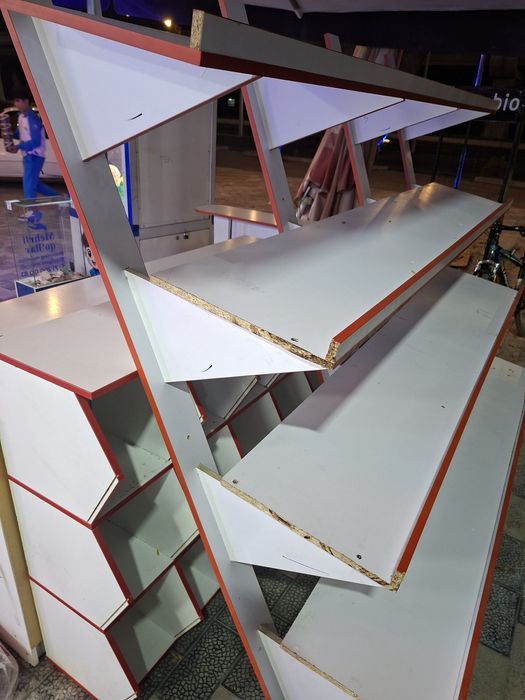 Dokon uchun polkalar,stelyaj