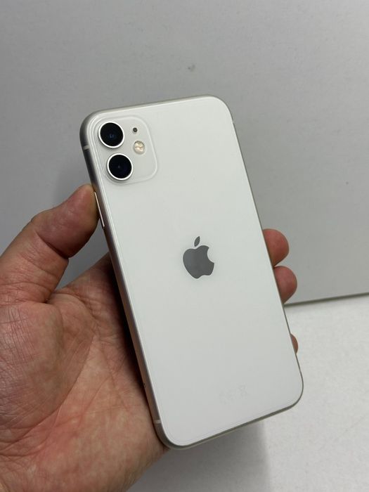 Продам Айфон 11 128г