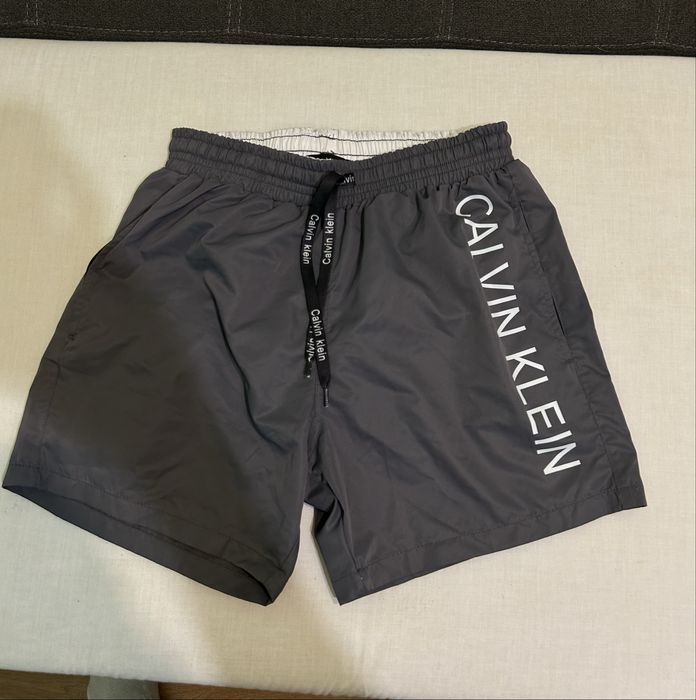 Бански: calvin klein