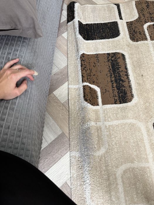 Продам ковер синтетика