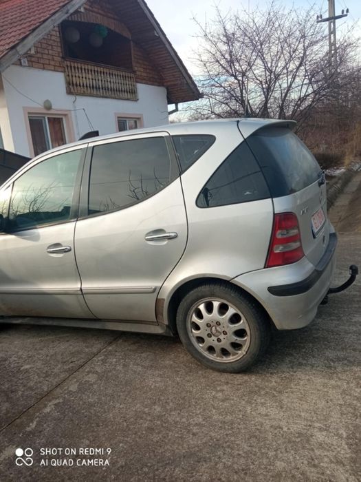 Vând Mercedes a clas