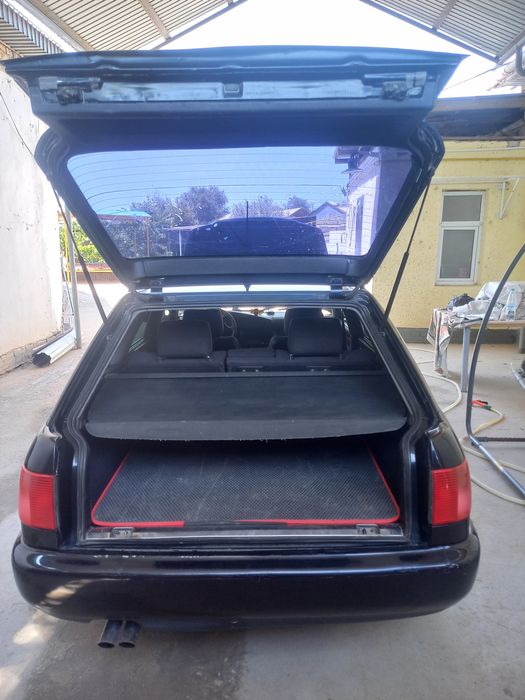 Ауди А6 универсал