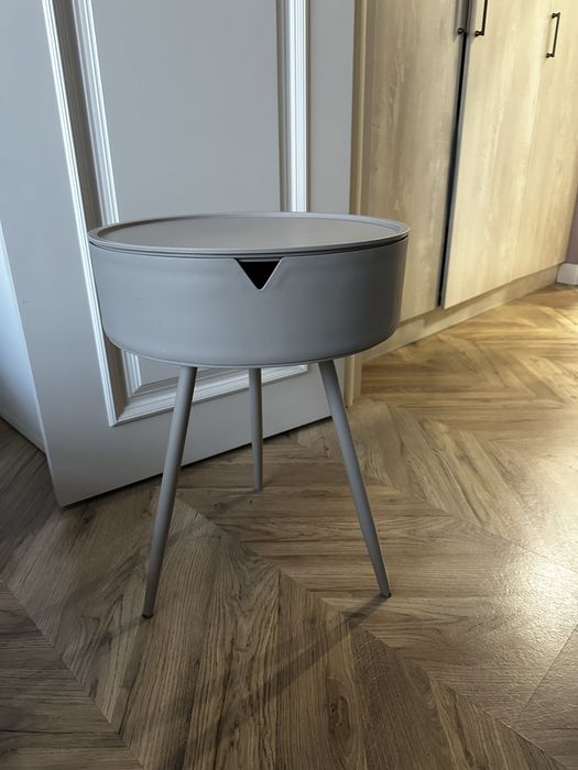 Тумба прикроватная