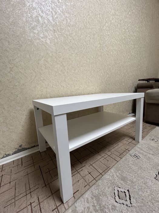 Продам столик икеа