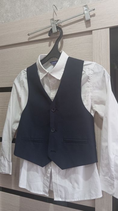 Продам школьную форму