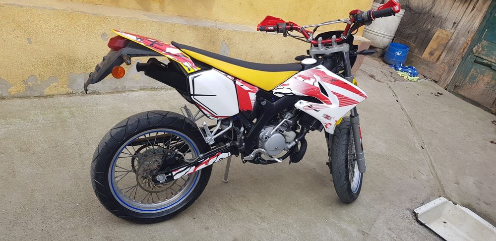 Motocicletă Yamaha dt50