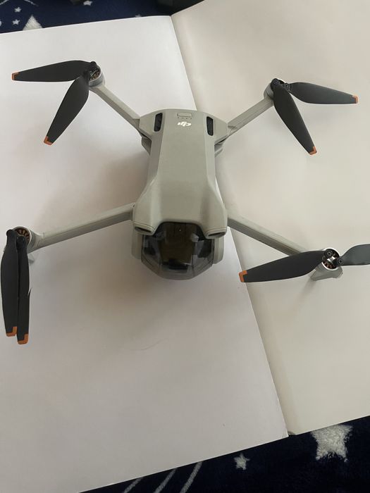 Drona DJI Mini 3