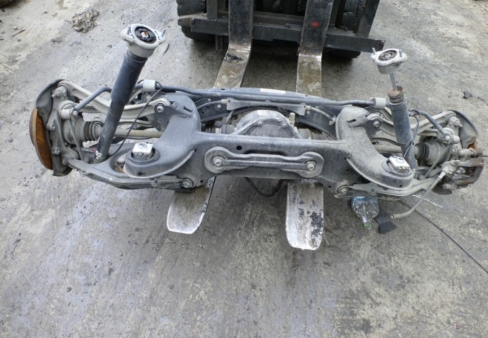 Punte spate Mercedes c class w204