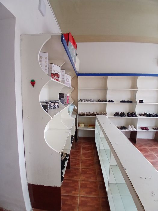 Vitrina polka prilafka