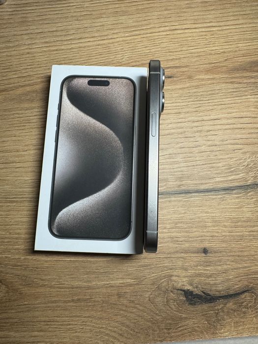 iPhone 15 Pro 256GB Natural Titanium