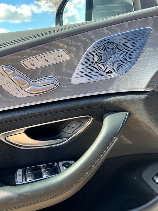 Mercedes CLS 400d 4MATIC AMG 2019 | 340 CP | Full Options | Masaj | Ventilație | Keyless