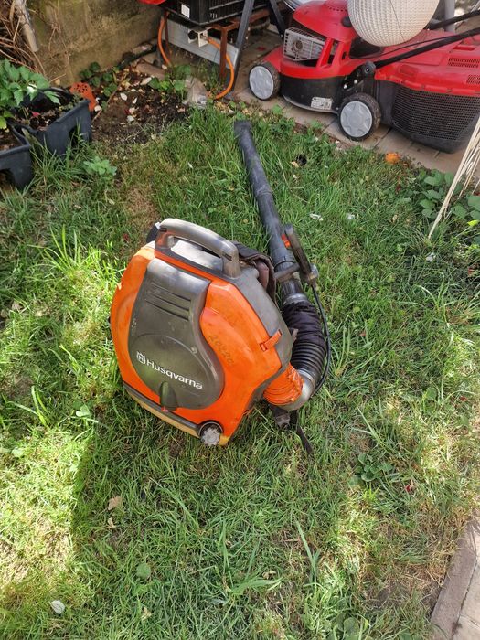 Suflanta frunze Husqvarna
