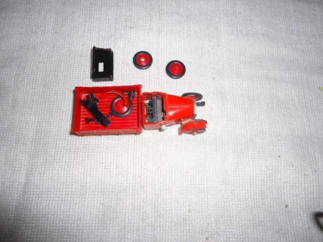 Железная редкая английская модель 1;43