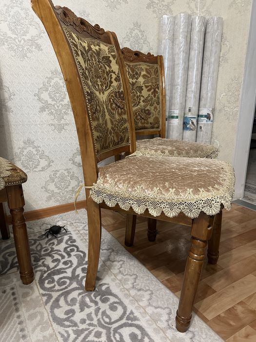 Стулья для гостинной