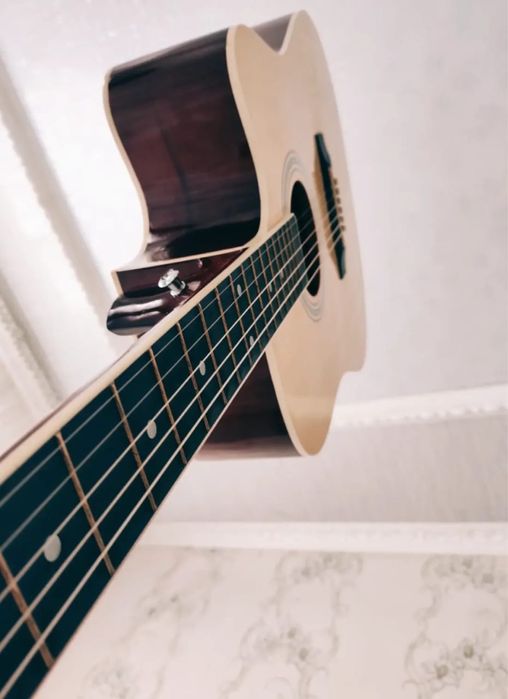 Гитара Акустичаская