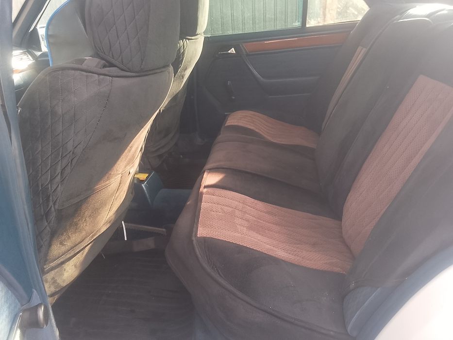 Mercedes-Benz W124 срочьно