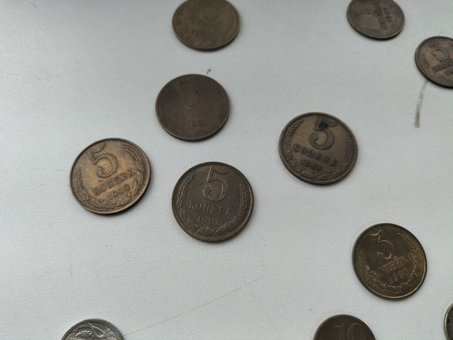 Продам советские деньги и монеты