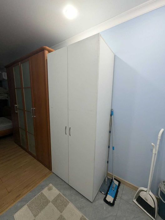 Продам Белый Шкаф б/у