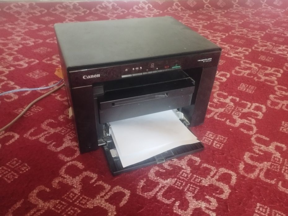 Canon mf 30 10 , yangidek deyarli ishlatilmagan, garantiyasi bor