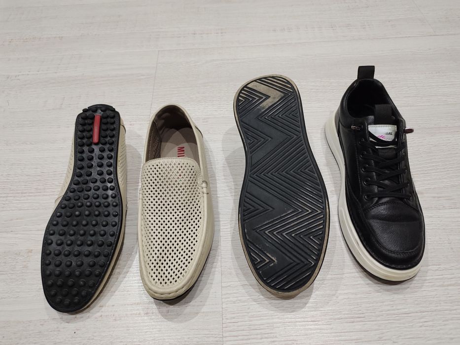 Продам детскую обувь: кроссовки