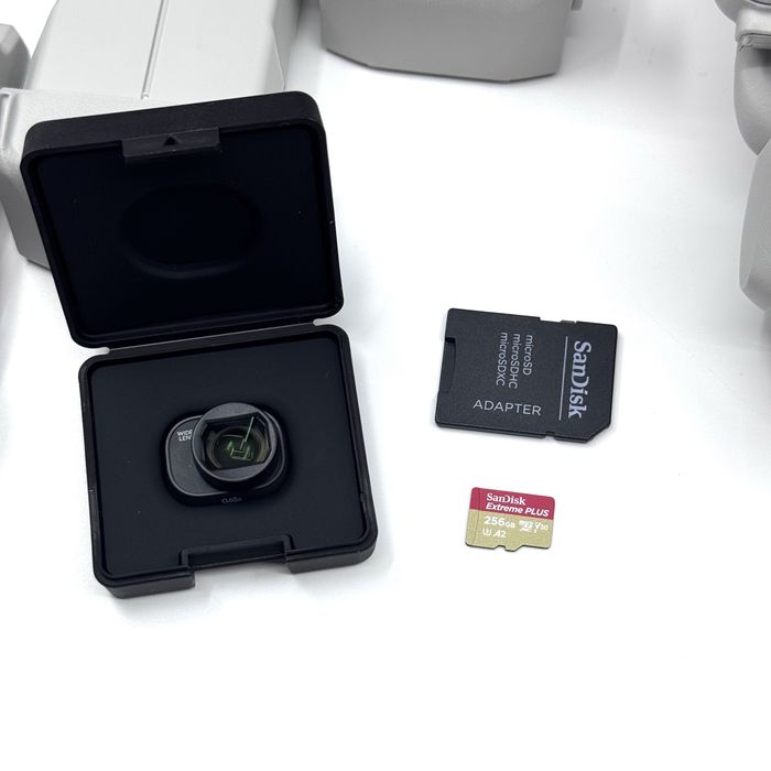 Drona DJI Mini 4 Pro Fly More Combo | ca NOUA | SanDisk + Wide Lens | Factura + Garantie | Pret Fix |