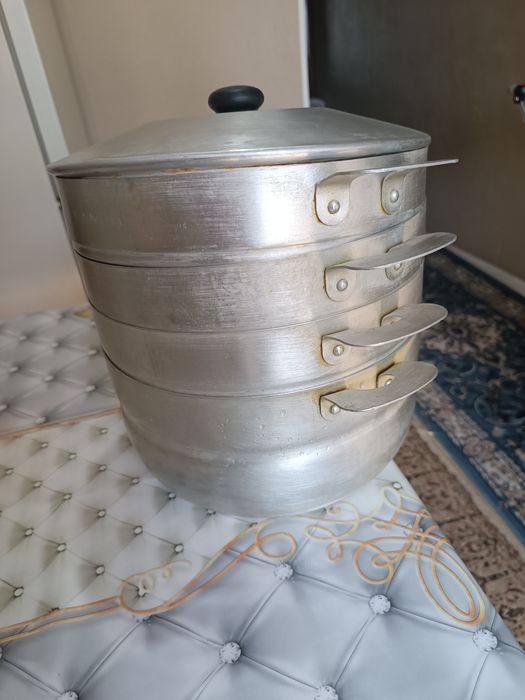 Мантоварка   в отличном состоянии без дефектов