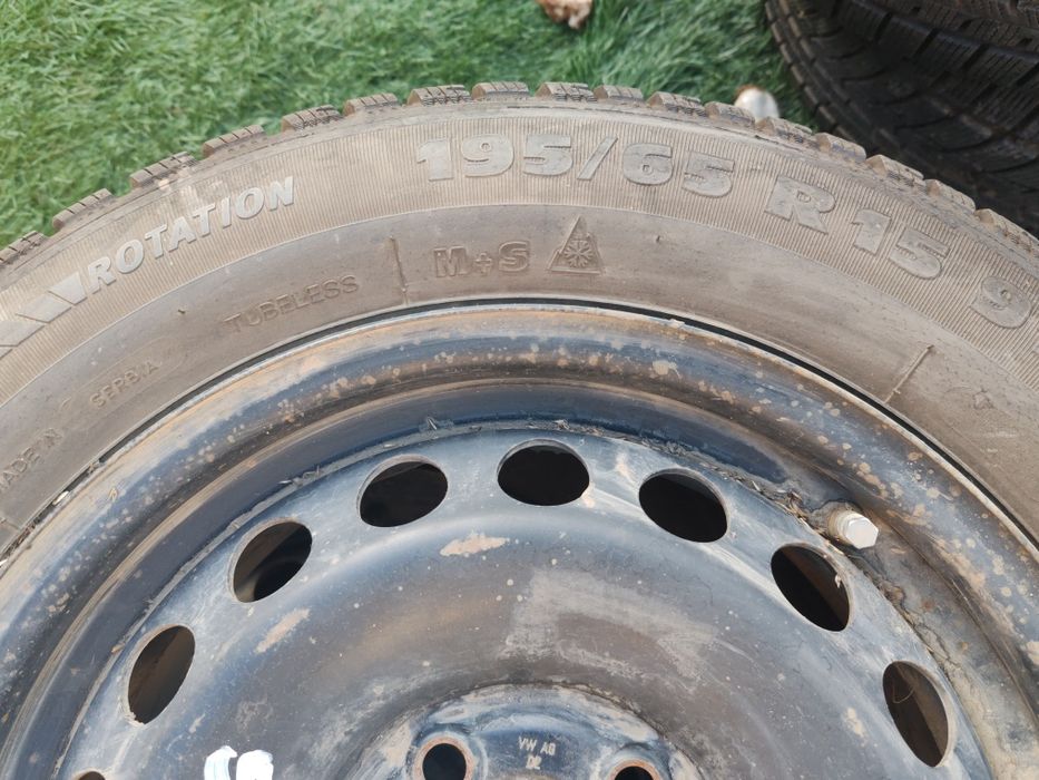Jante tabla 5x112 cu cauciucuri iarna 195/65/r15 
vw touran.
vw Pas