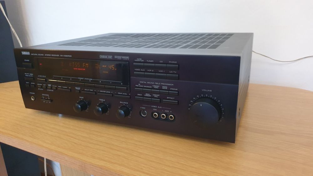 Amplituner Yamaha RX-V590 RDS