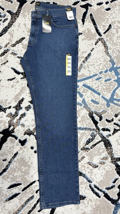 Джинсы Lee legendary regular fit.36/32