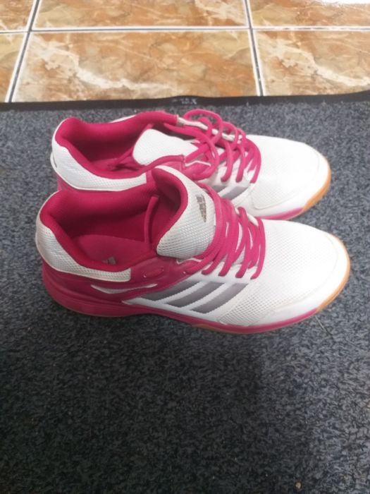 Adidas  purtat o singura data pt.barbat