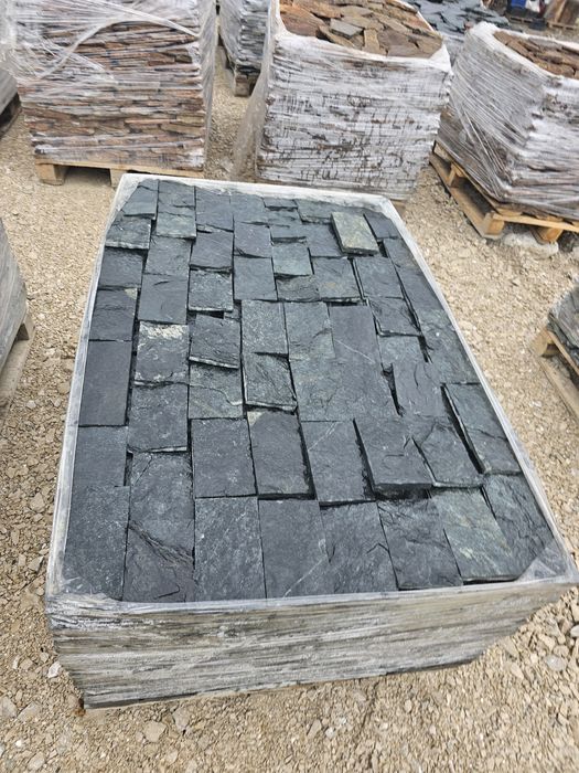 Piatra cubica  piatra naturala