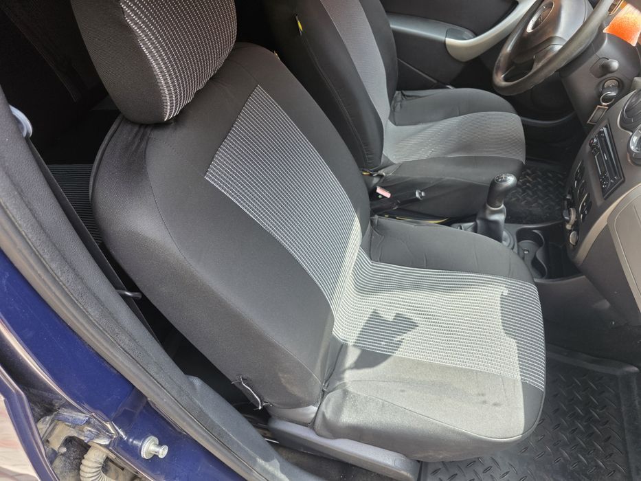 Dacia Logan 2010, benzină, 139.500 km