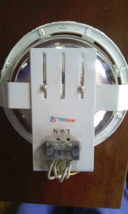 Продам светильники- глазки б/ у.