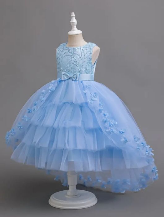 Нарядное платье принцессы