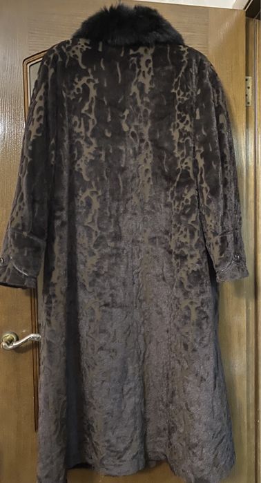 Продам женское пальто