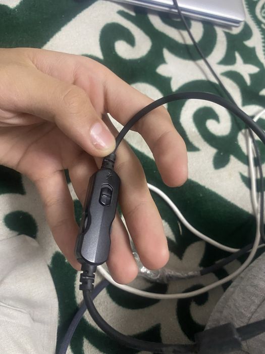 Наушники HyperX Black