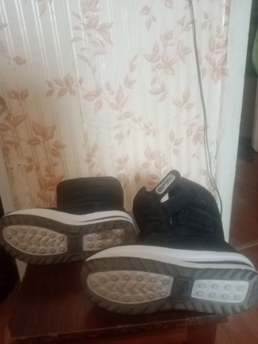 Зимние сапожки на девочку