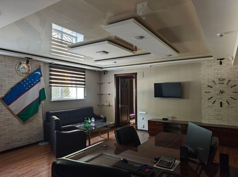 SROCHNA!!!Arendaga ofis beriladi 154 kv mt