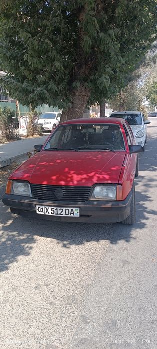 Продаётся классик опель аскона Sotiladi Tezlikni sevadiganlar uchun 2l