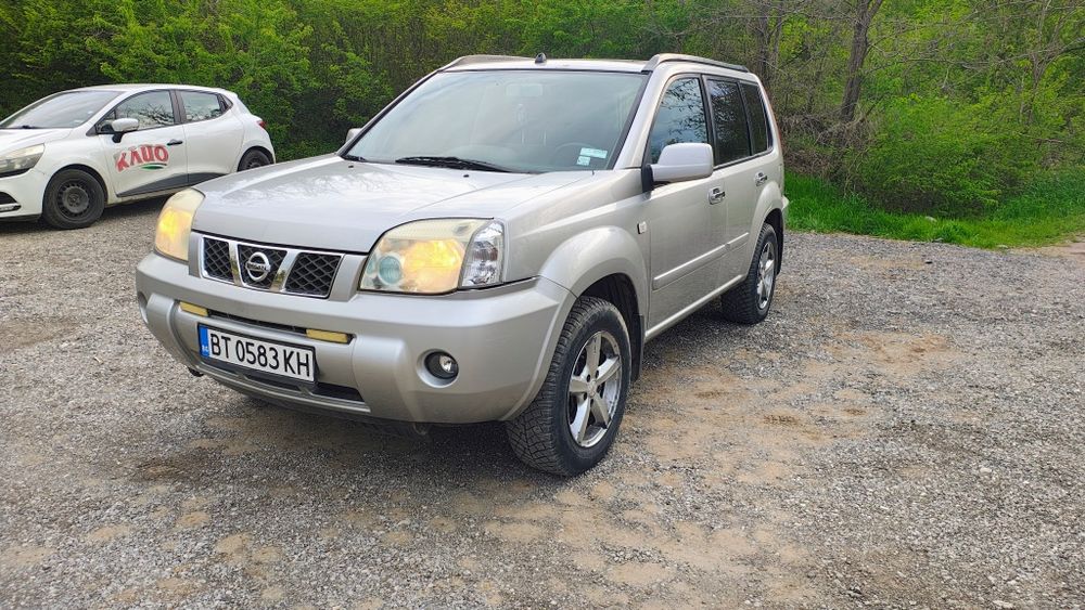 Продавам Nissan Xtrail 2.5 бензин