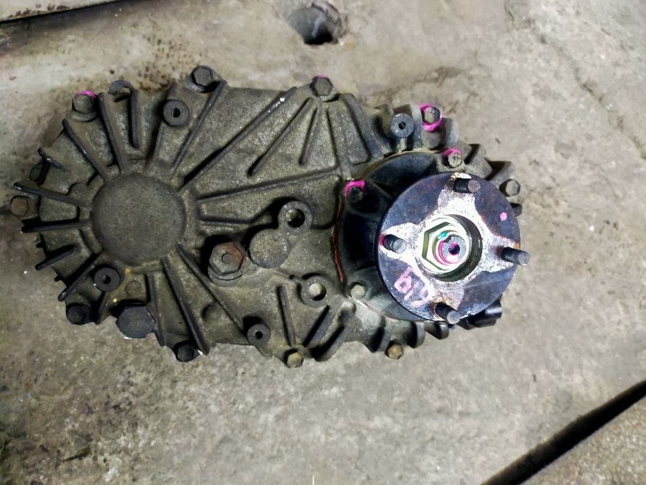 Продам раздатку Тойота