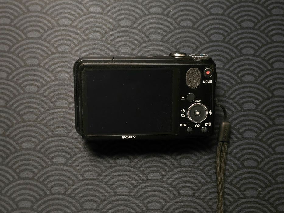 Цифровая камера sony hx-10